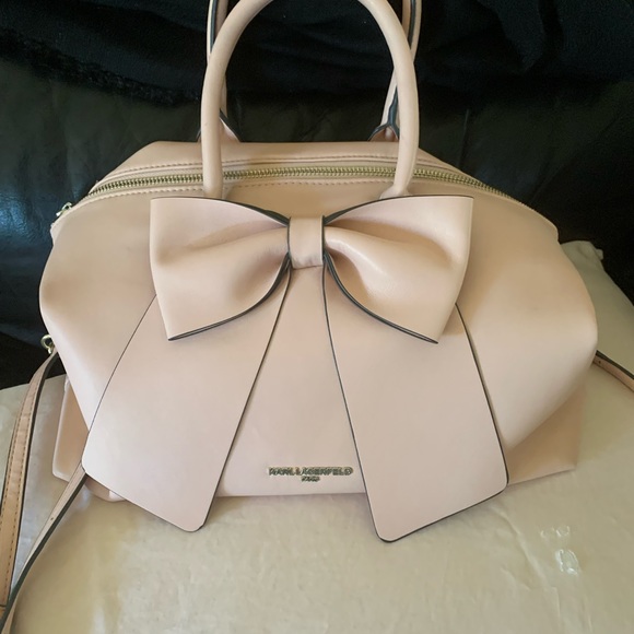 Karl Lagerfeld Handbags - Karl Lagerfeld crossbody purse